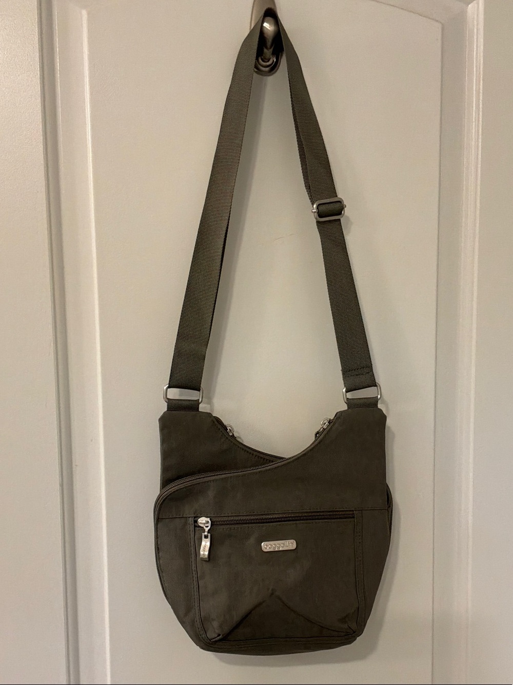 Baggallini Crossbody Shoulder Bag